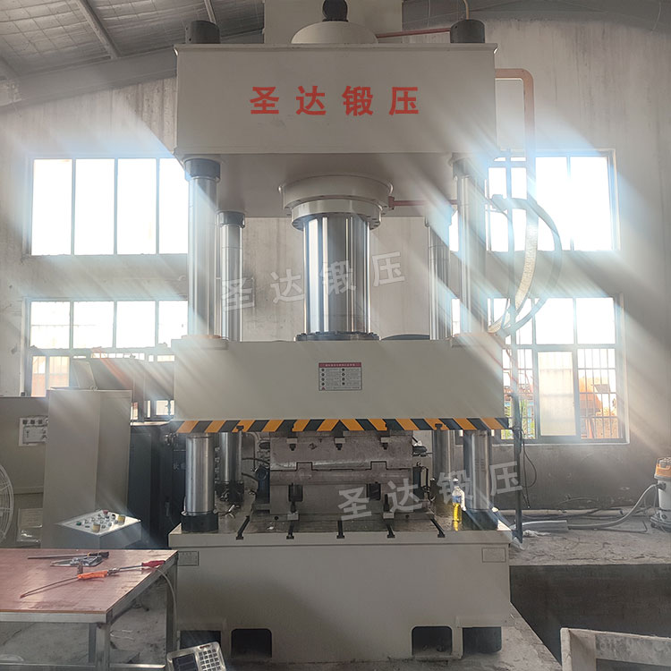 630吨石英石水槽成型液压机